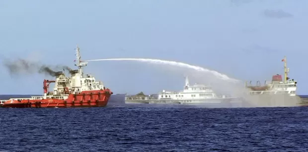 Biển Đông Dậy Sóng